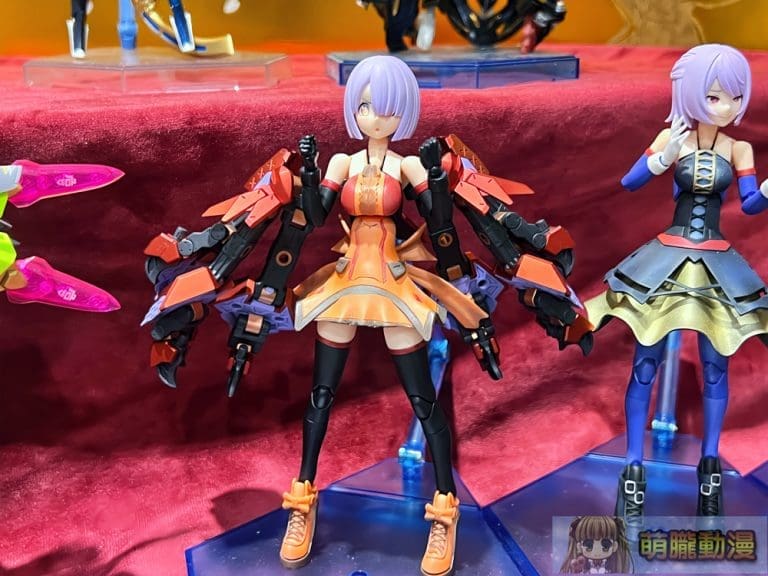 TwelveStudioreopen10