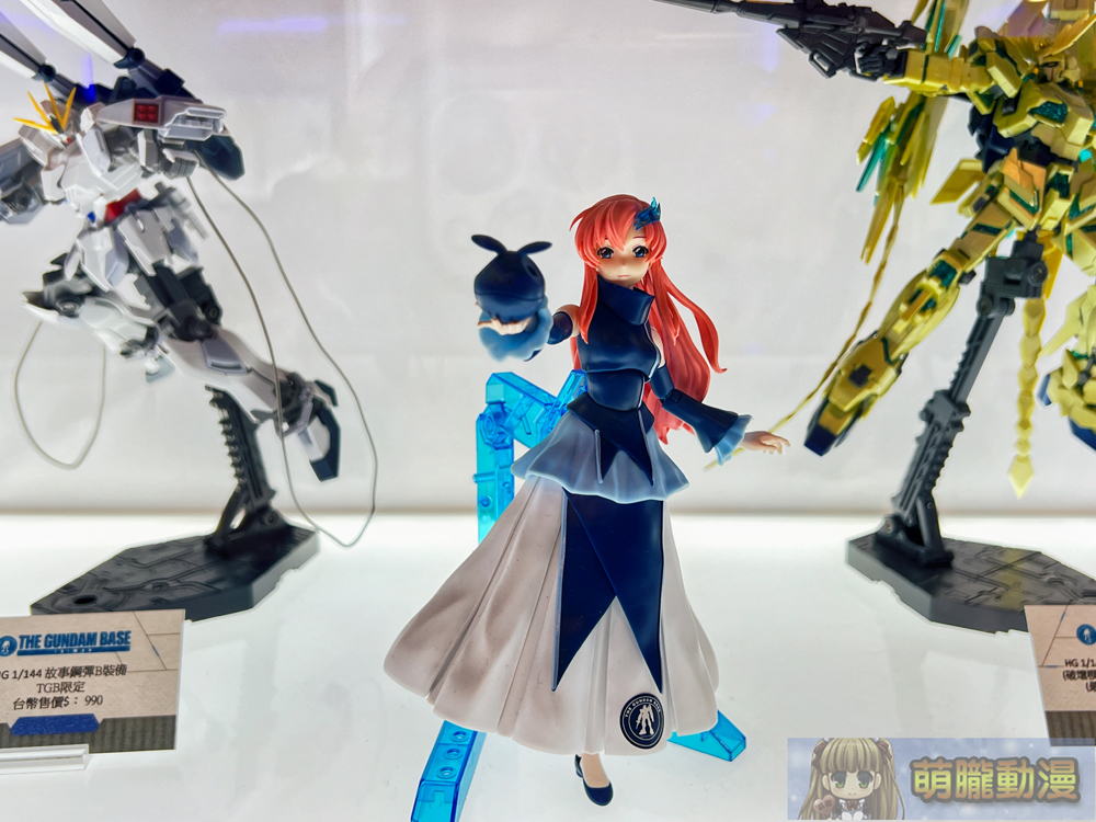 「Figure-rise Standard 拉克絲GUNDAM BASE 配色」、鋼彈SEEDFREEDOM 形象配色展示架於台北鋼彈旗艦店販售中 7 gundambasetwfrlacusspecialgoodsevent02