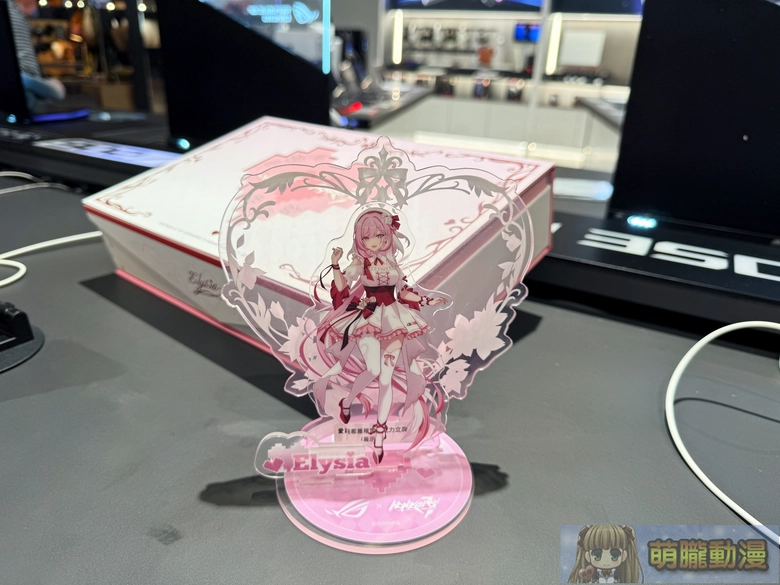 ROG x《崩壞 3rd》「愛莉希雅限定禮盒」ROG三創旗艦店展示中 6 roghi3elysiaspecialcollection03