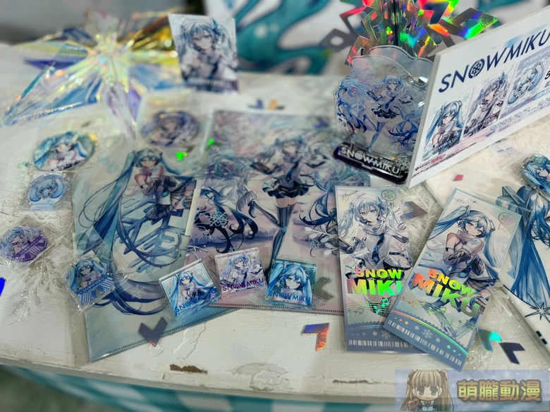 「初音未來 快閃店 SNOW MIKU & Piapro Characters Flower*Retro Look」將自2月7日起在松山文創舉辦 19 2026febSNOWMIKUPiaproCharactersFlowerRetrevent02