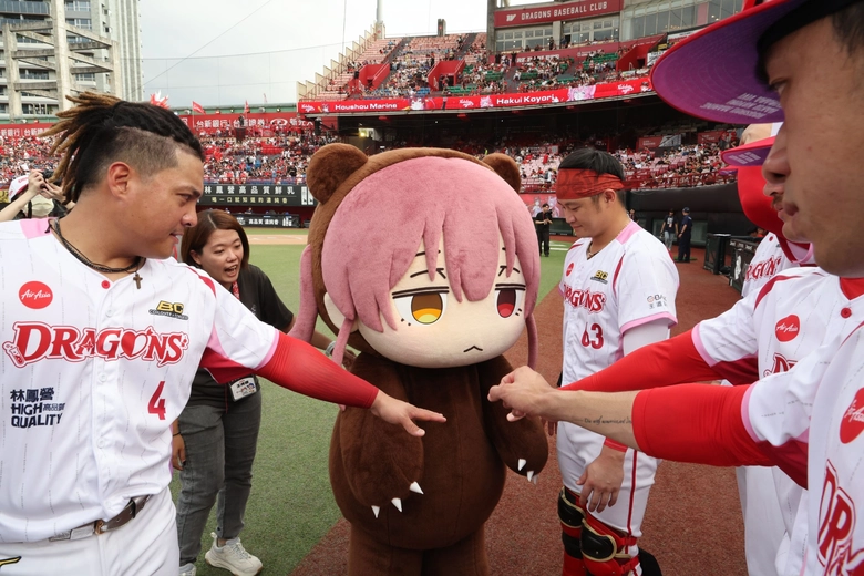 2026dragonshololivenightwTianmuBaseballStadium59