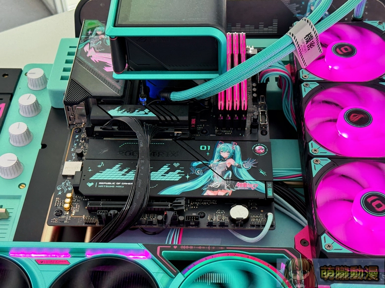 「ROG 20th Annvi. POP - UP 紀念特展」 《機動戰士鋼彈》、《新世紀福音戰士》、初音未來聯名商品與特別主機亮相 14 2026rog20thannvipopevent06
