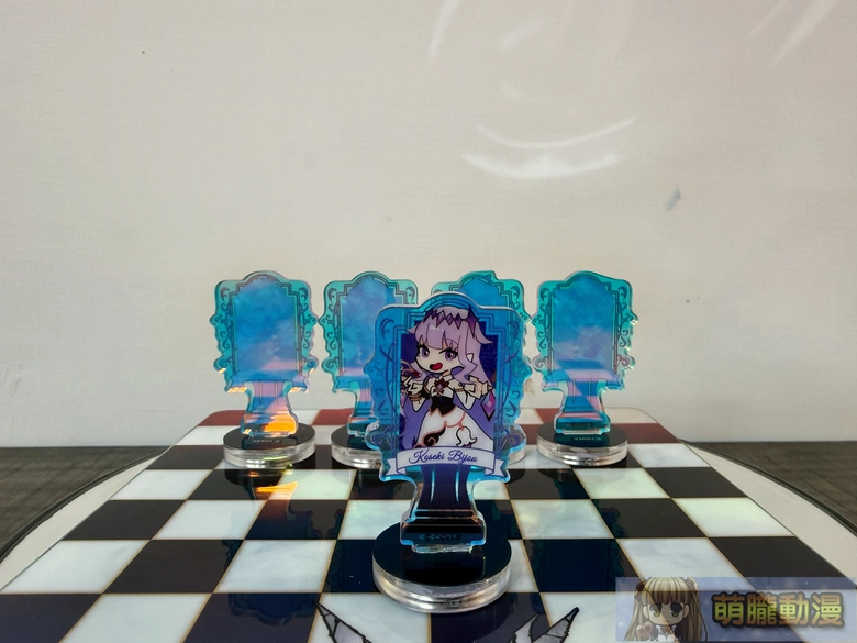 Shining Stars on the Chessboard: Unboxing the "Advent VS Justice" × More Fun Café Acrylic Magnetic Chessboard Set 11 morefunadventvsjusticechess11