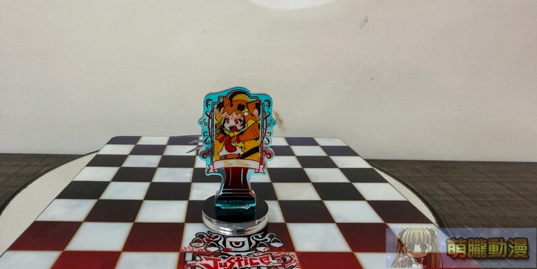 Shining Stars on the Chessboard: Unboxing the "Advent VS Justice" × More Fun Café Acrylic Magnetic Chessboard Set 18 morefunadventvsjusticechess17