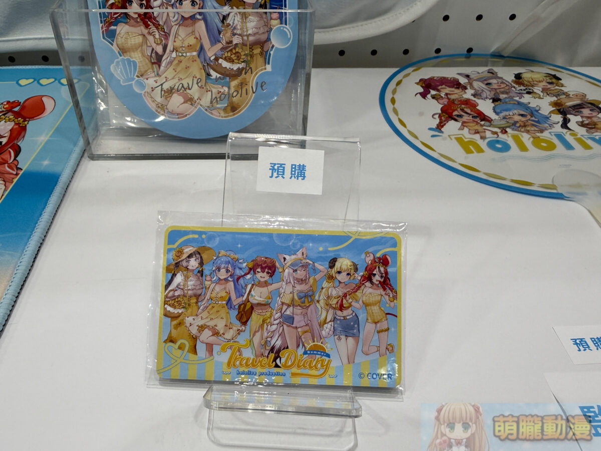 「hololive production 盛夏 墾丁旅行日記快閃店」 8月11日起於台中大遠百11樓開設 19 IMG 4675