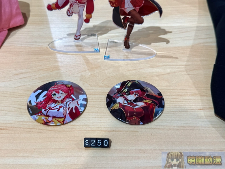 XRAGE 攜手 hololive 櫻巫女與寶鐘瑪琳推出「MikoMari」聯名服飾系列 19