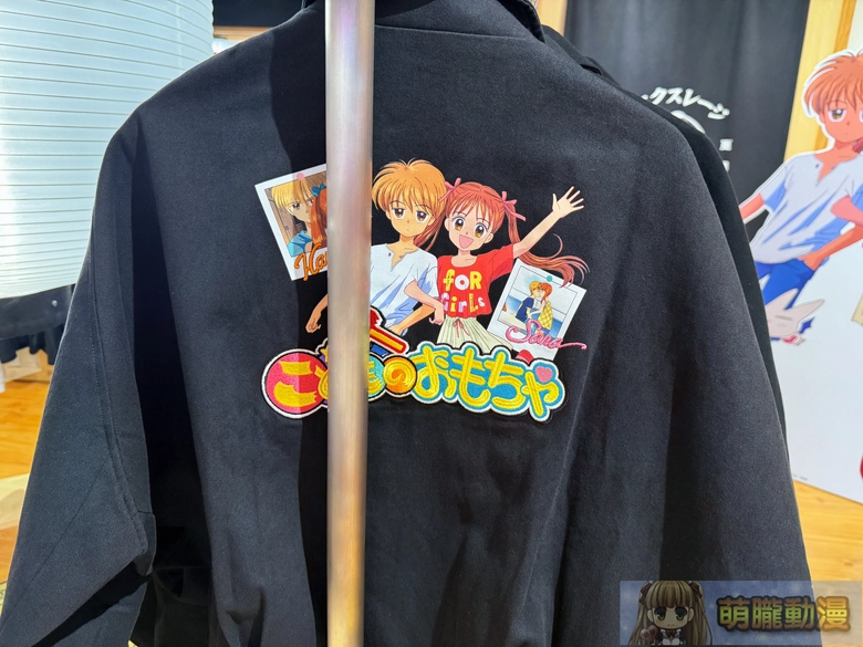 XRAGE × 玩偶遊戲 10月7日18:00 起官方網站與門市同步販售 快閃店將自10月23日起陸續於北高舉辦 16